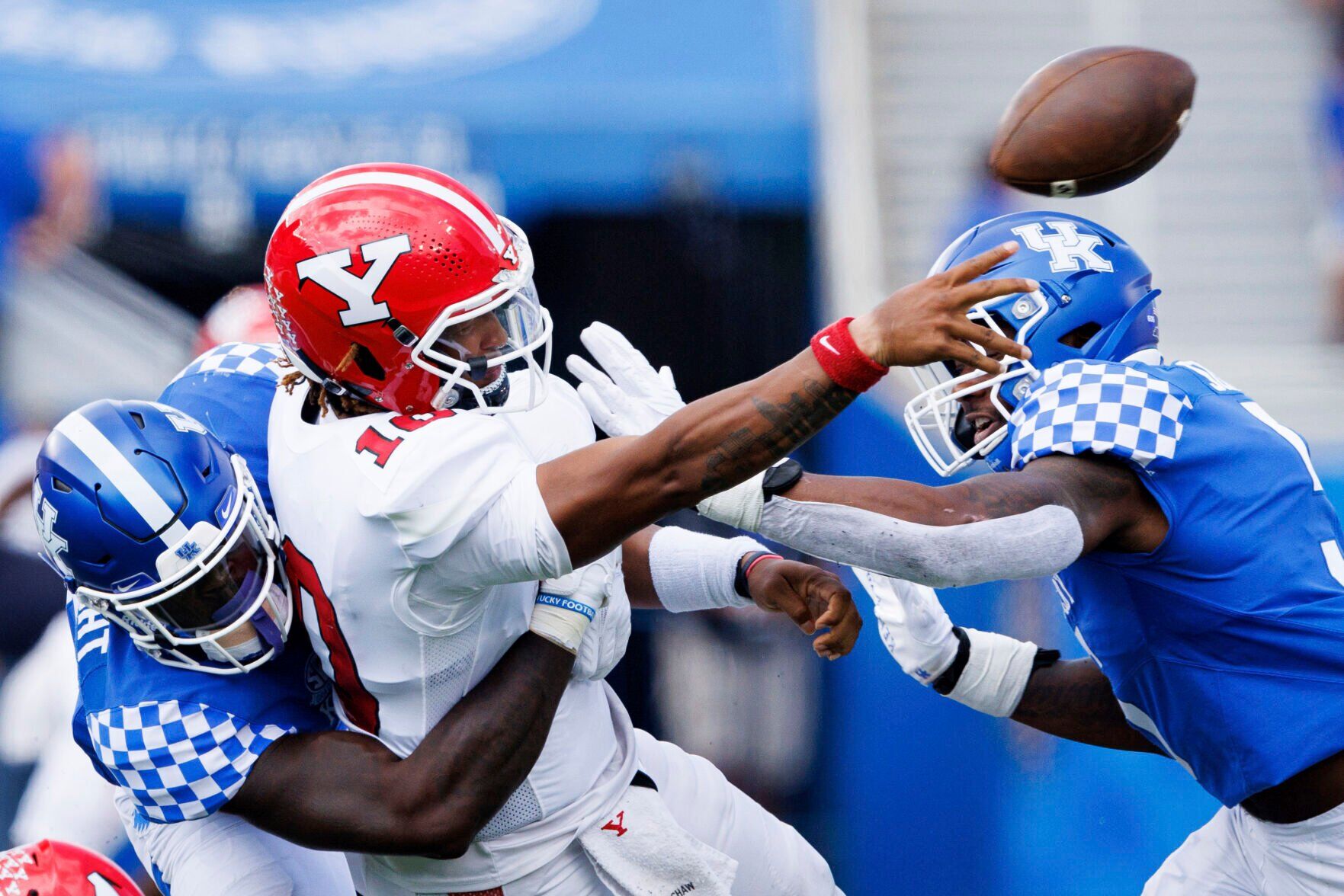 APTOPIX Youngstown St Kentucky Football